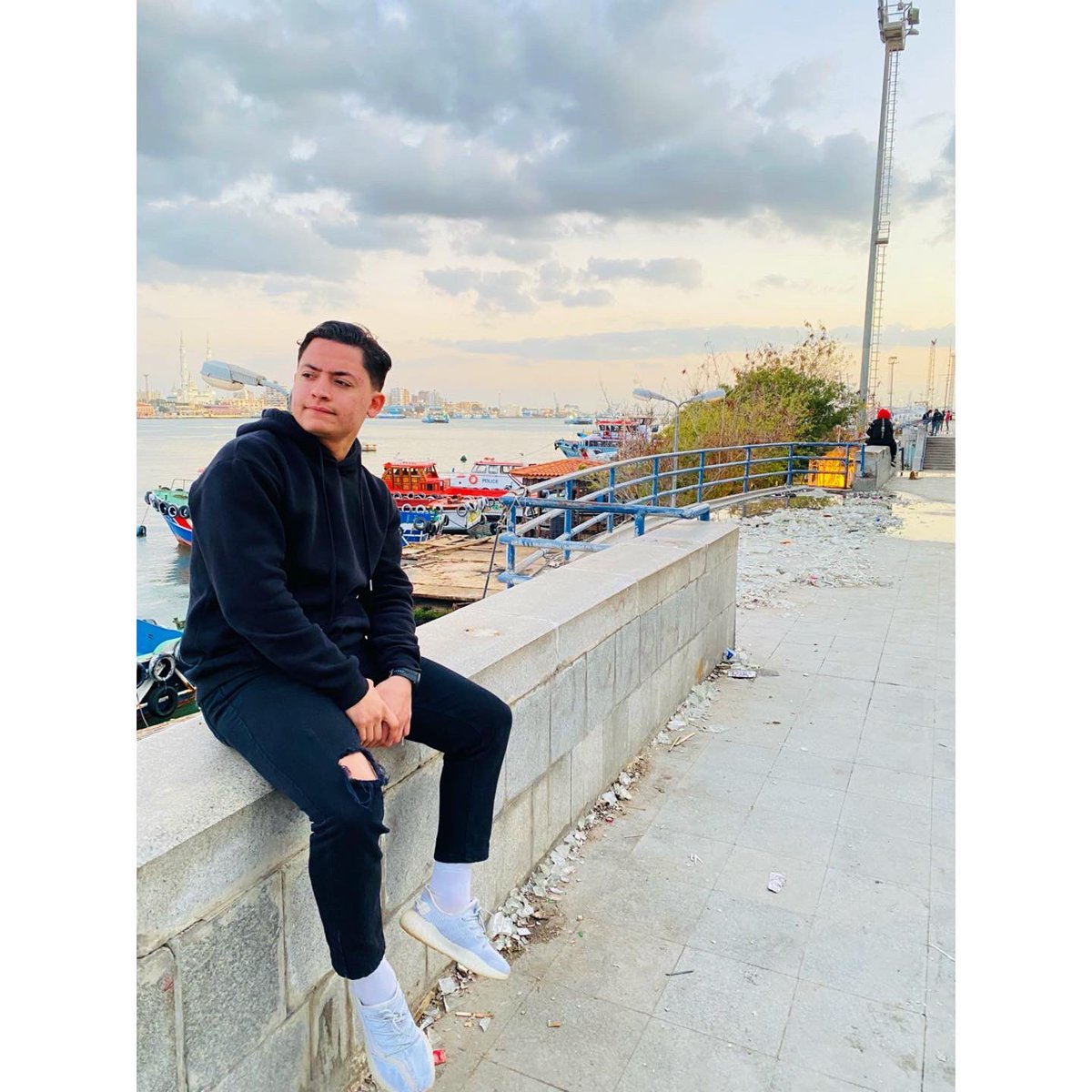 shaka_official's tweet photo. ◦من غاب عمدأ فنسيانه واجب✨🖤 https://t.co/TeaC41qY13