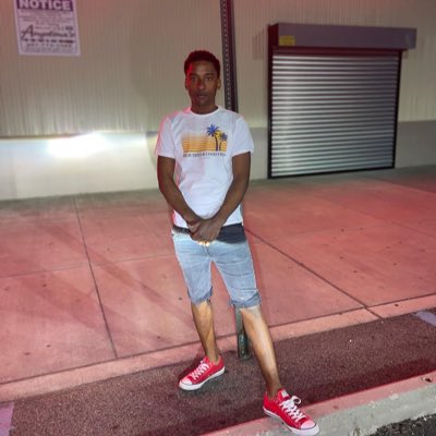 ELSKIGO's tweet photo. #NewProfilePic https://t.co/TUhAECFEdQ