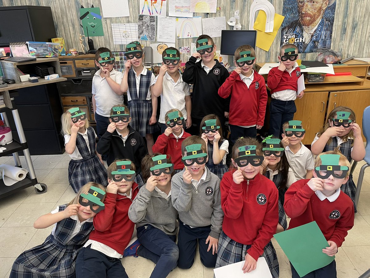 STJPanthersArt's tweet photo. Last week the kindergartners were leprechauns in disguise! They made glasses and a leprechaun hat! https://t.co/rLhJ6gmgGO