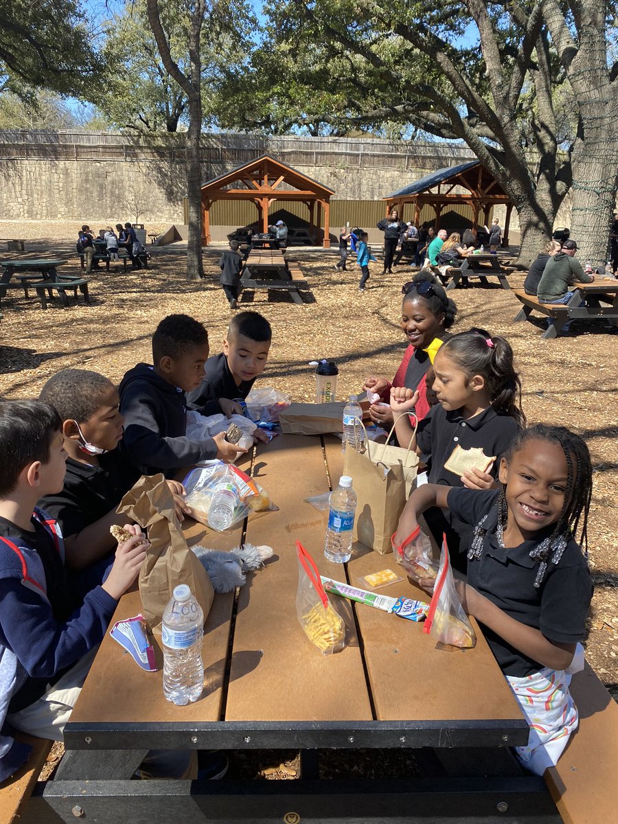 First grade field trip fun! 🦁🐘🦒 <a href="/CISDWalker/">Walker ES</a> <a href="/OfficialCISD/">Crandall ISD</a>