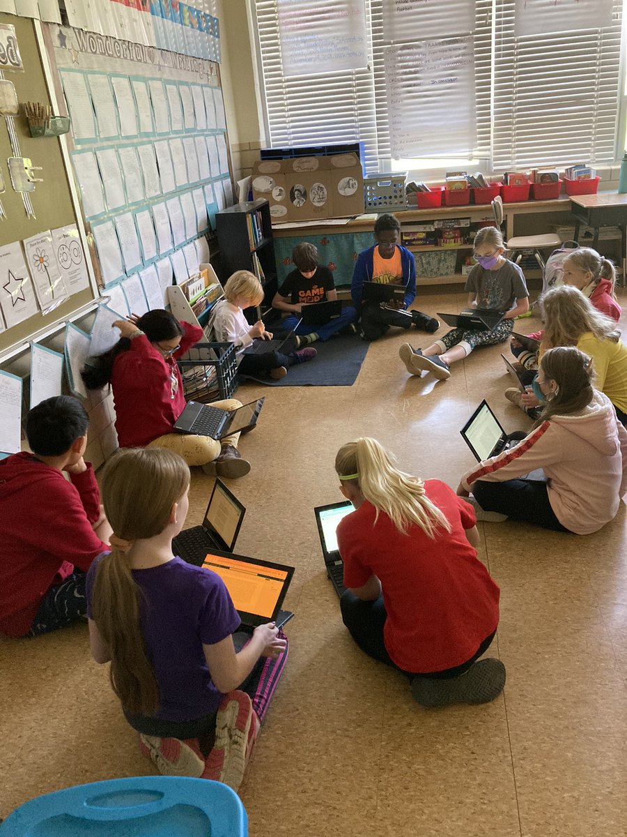 MrsBHsClass1's tweet photo. 🔥 🪵 Campfire Friday! 🪵 🔥 Ss shared their original narratives with themes about individuality and overcoming obstacles @missyfanshaw @RodgersForgeES https://t.co/S9rAK1Z9wu