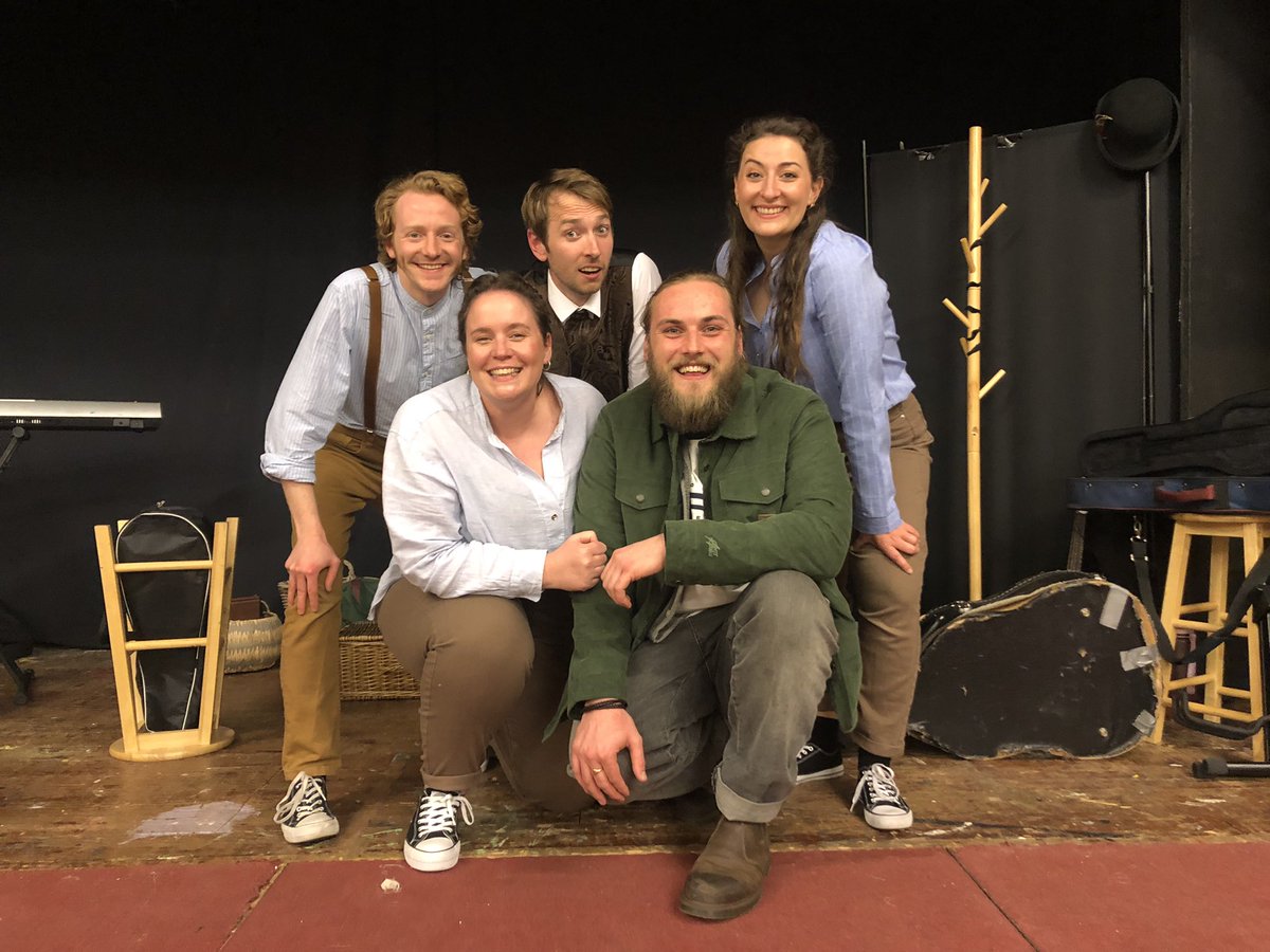 TimPhelps_'s tweet image. Just got back from seeing @ThePantaloons  Great Expectations. What a show it was, so wonderfully silly and beautifully moving all at the same time. Bravo @al3xr1vers and the rest of the gang! My expectations were most definitely met. Catch them on tour while you can!! 🎭