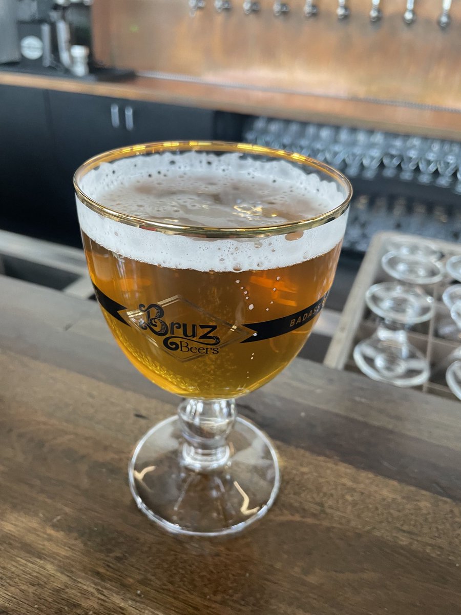 BeutenDarrell's tweet photo. With @trippingraul @ Bruz Brewery specializes in Belgian Style @breweriesontour worth a stop.  It’s been a couple of years since we’ve been here. 4 stars on the the beer. https://t.co/o8hSe21ZAK