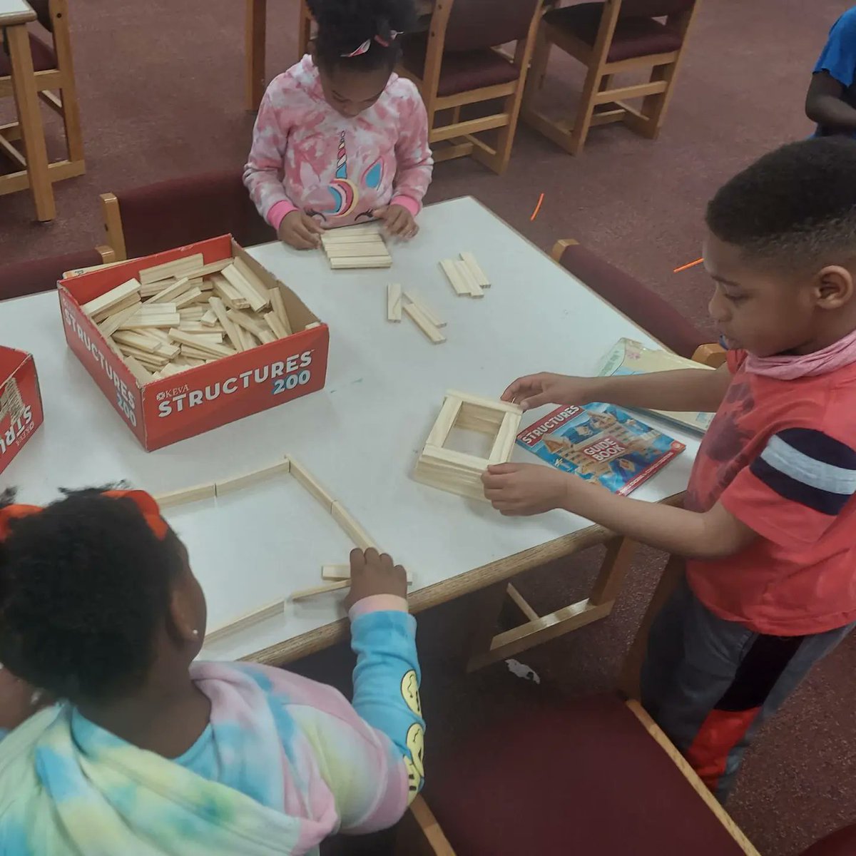 Achziger Elementary tweet media