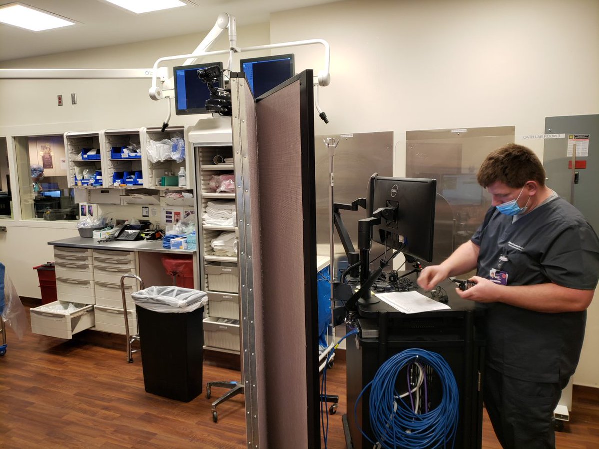 NorthwesternSim's tweet photo. Pay no attention to the man behind the curtain unless it is our Simulation Engineer, Danny! Northwestern Simulation™ #INSITU #NUSIM #CATHLAB https://t.co/gaSvUjc6v8