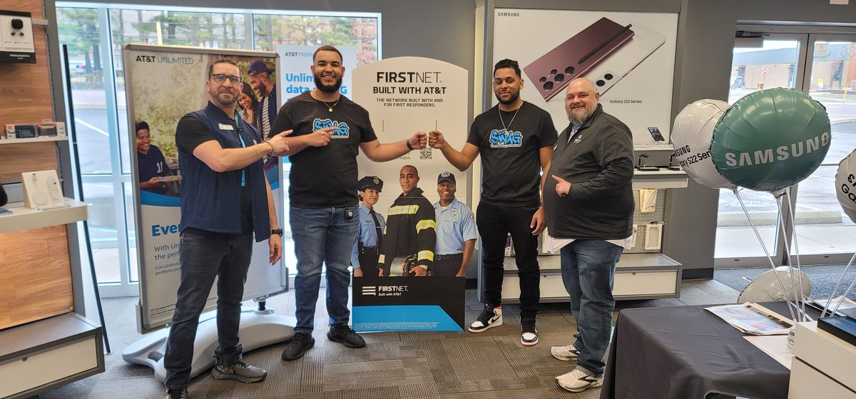 ricrubio74's tweet photo. So proud of these two folks!! Sky is their limit πͺ And we're not done yet! More to come out of HazzyβΌοΈ
#FNexpert #Bizexpert #NoLimitHazzy @JYacina @LalaFremont @realmccoy1988 @carrie_stare @carrie_hinkley1 @JeffMolinaroFN https://t.co/sVbagaqpMS