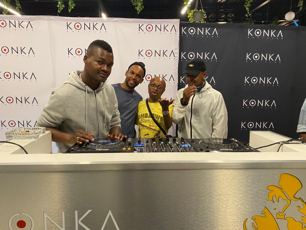 TheNqobs's tweet photo. #KonkaLive https://t.co/qSlZbs3V6b
