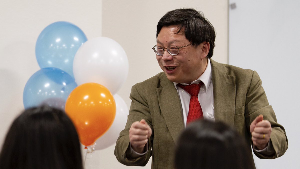 UTAMath's tweet photo. Committed to student success … delighted to unveil a brighter, more functional Math Clinic on the third floor of Pickard Hall today. 

Need help with a math question? Come visit the Math LRC: https://t.co/1KiWLIxpXP

#MaverickScience x @UTAScience https://t.co/hxET0P1Bp2