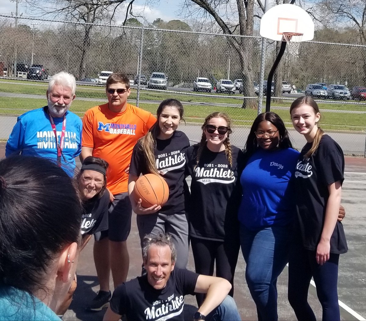 MsRichTeach's tweet photo. Mathlete game for 1st, 2nd, 3rd! Kids vs Teachers, and the kids won!!!🏀🧮🎉 https://t.co/KbGGoO9Zi6