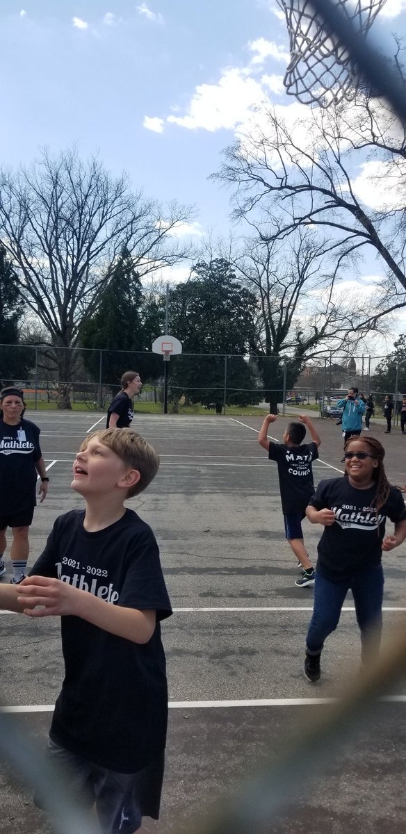 MsRichTeach's tweet photo. Mathlete game for 1st, 2nd, 3rd! Kids vs Teachers, and the kids won!!!🏀🧮🎉 https://t.co/KbGGoO9Zi6