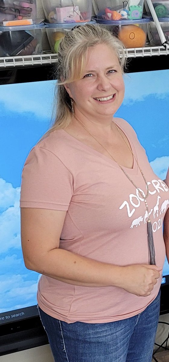 Seneca_EC's tweet photo. 🌟🌟Little Indian Spot Light🌟🌟

Miss Kristi Tate

✅ 21 Year Teacher for Seneca Schools
✅ 14 Years @ Early Childhood 
✅ 2021-2022 Teacher of the Year!
✅ Patience of a Saint
✅ She Loves Mexican and Chinese Food
✅ We LOVE HER!! ❤️❤️ https://t.co/Rm8PyEOT3J