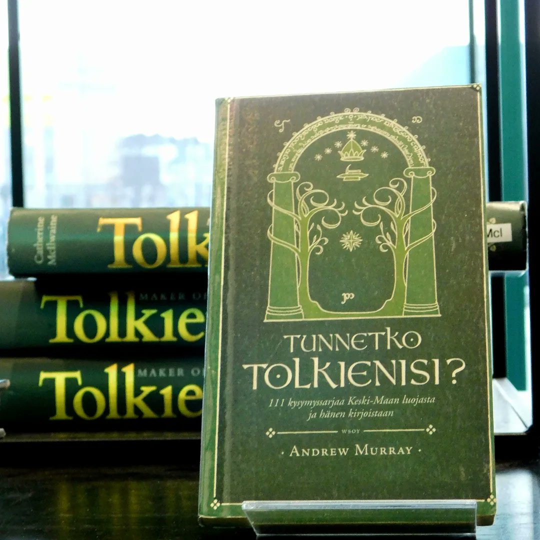 #TolkienReadingDay at Oodi, Helsinki. 
In a way, I am who I am thanks to Tolkien. I attended an Esperanto course because it included Tolkien's languages. The same professor who taught it, supervised my MA and still supports me in my PhD. So thank you @goberiko and Tolkien https://t.co/5SFdQU4rj5
