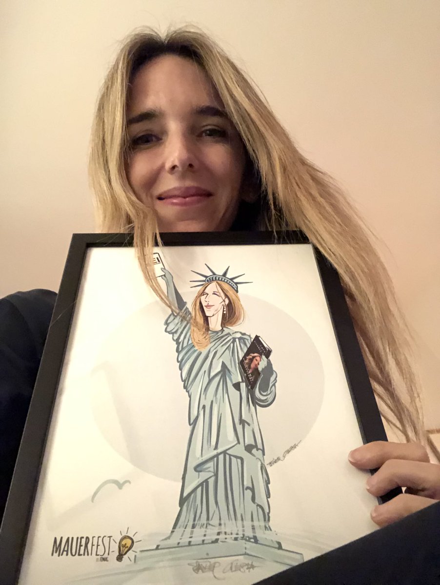 cayetanaAT's tweet photo. Libres, iguales y políticamente (in)deseables.

Mil gracias ⁦@MauerFest⁩ por esta generosa genialidad de Javier Cuesta. https://t.co/yVj5EssO30