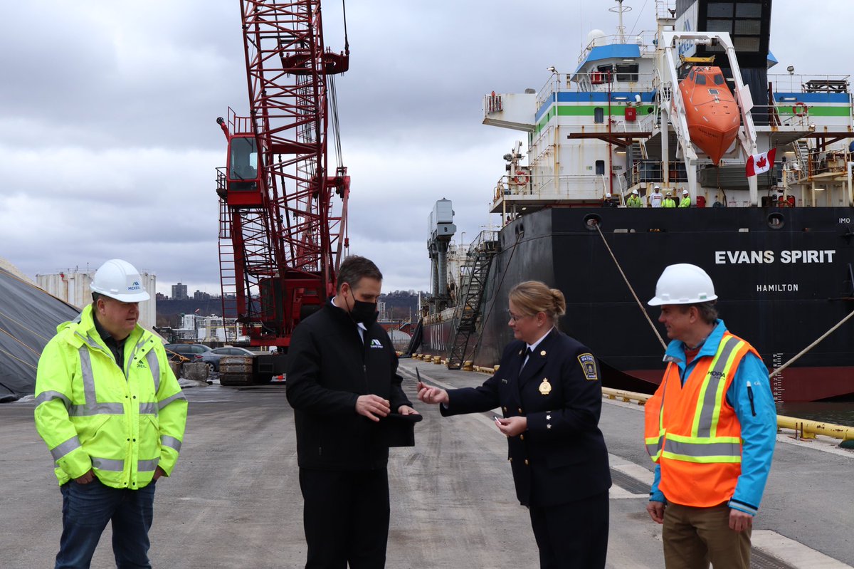 HOPAports's tweet photo. The first vessel has arrived! @McKeilMarine’s MV Evans Spirit, and Captain Josh Penney, scooped up the honour 🎩 for delivering 15,905 mt of gypsum from Spain to Pier 12. 

She’s heading to G3 next to load up on Ontario-grown wheat 🌾 🇨🇦 https://t.co/QZFMK4nM9b #HamiltonPort https://t.co/uJThwNSiZd