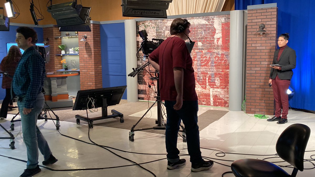trumoo_02's tweet photo. Prepping our show for tonight’s episode. Stay tuned at 4:30 for @OswegoNowNews! https://t.co/7zbQLDyeJY