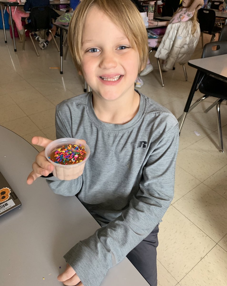 Celebrating 100 reading counts points with an ice cream!! #goaldiggers #welovereading #secondgraderocks
