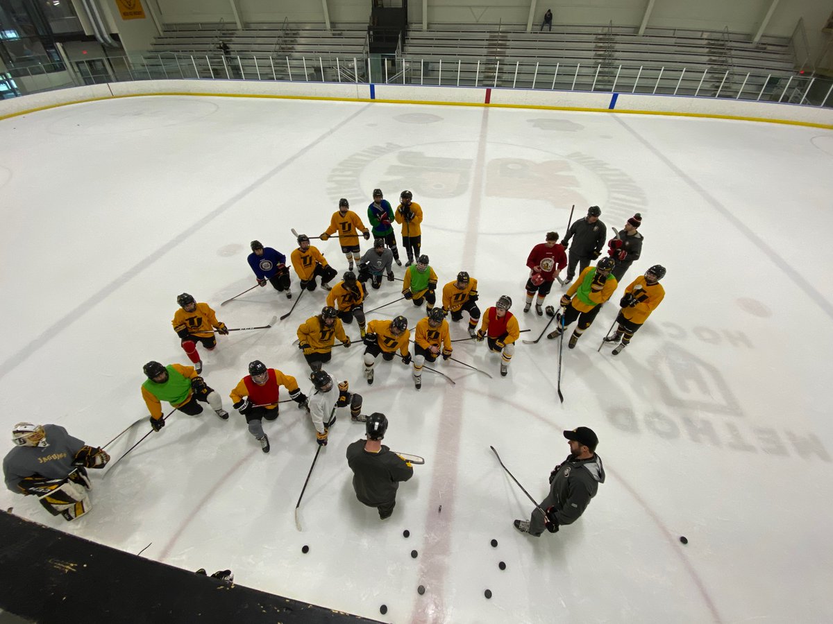 TJ Jaguars Hockey tweet media