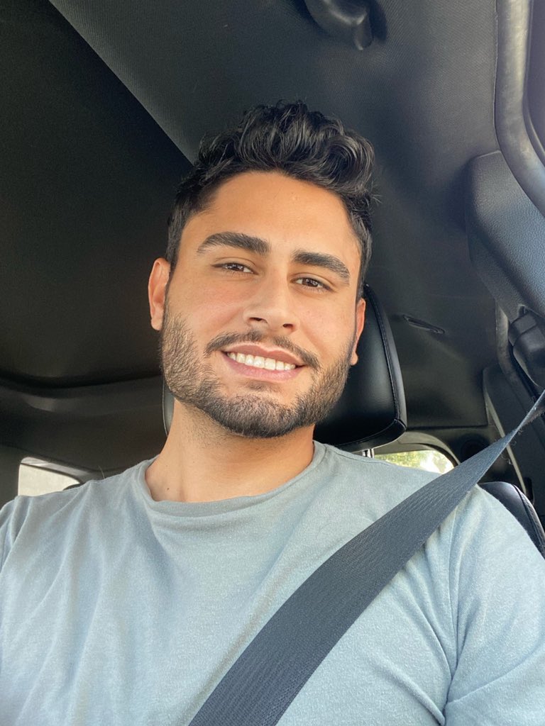 Cheers to the weekend 🎉