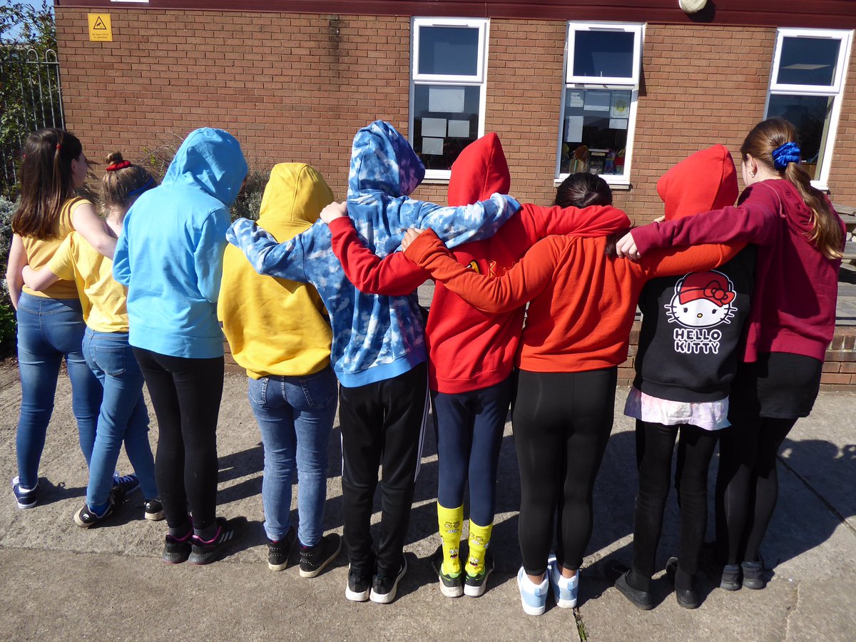 Following a fundraising activity request by a number of pupils in light of recent world events, the playground was filled with red, blue and yellow as pupils wore non-uniform to raise funds for Comic Relief and Ukraine.