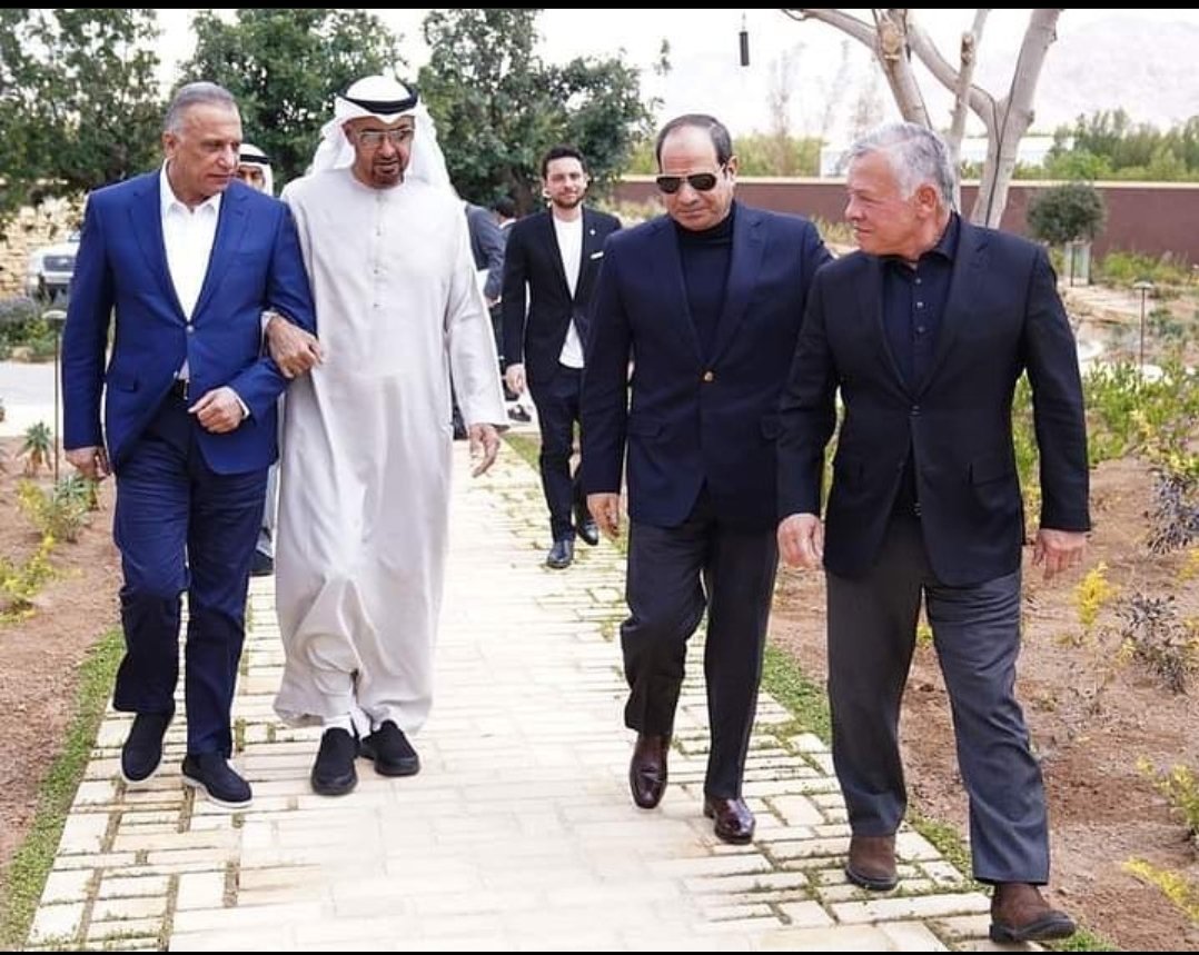 bn_khal's tweet photo. ما أجملها من صورة https://t.co/6SYoHnBDS6