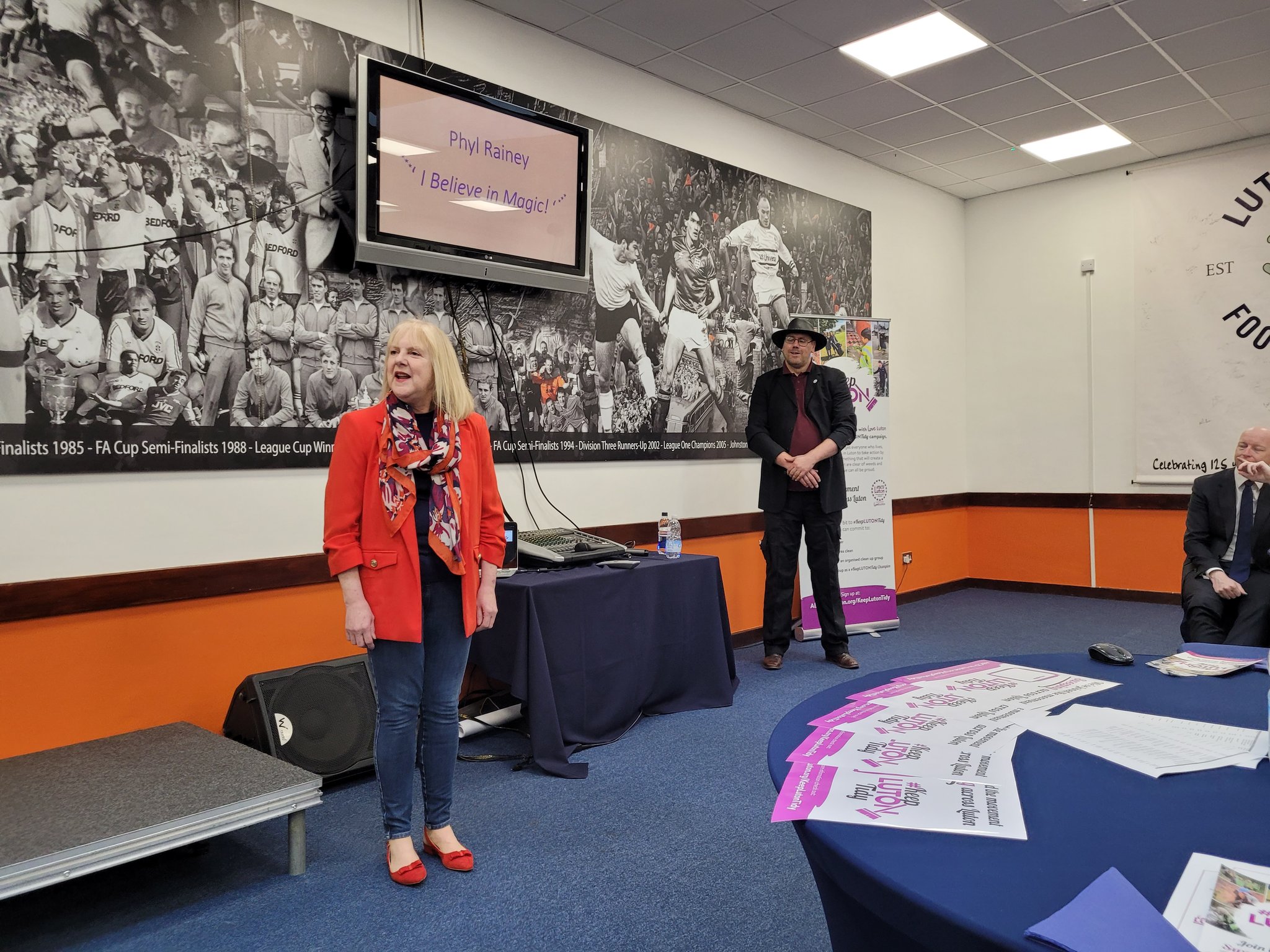 Luton Council on Twitter "🗓 10 months 👥 700 volunteers 🚮 3,100 bags of