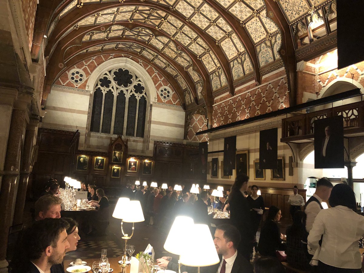 mdrakes1's tweet image. Clear statement from Sir Dan Moynihan that we have a long way to go to open up Oxford University to students with disadvantaged backgrounds - only 750 places out of 20,000+ in last 3 years. @HarrisFed achieved 10% of those &amp;amp; we can &amp;amp; will achieve more #ambition #thinkharris