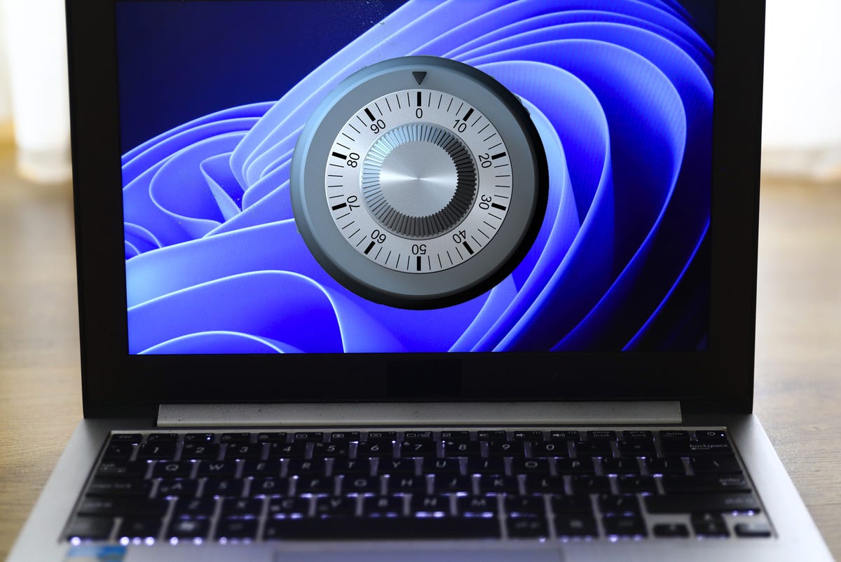 #Windows 11 security: How to protect your home and small business PCs @ZDNet

#Microsoft #Infosec #CyberSecurity #CISO
When it comes to #security at home &amp; in your small business you're on your own. You have... yourself!
👉 zdnet.com/article/window… 
cc: <a href="/ipfconline1/">ipfconline</a> <a href="/Thomas_Harrer/">Thomas Harrer</a>