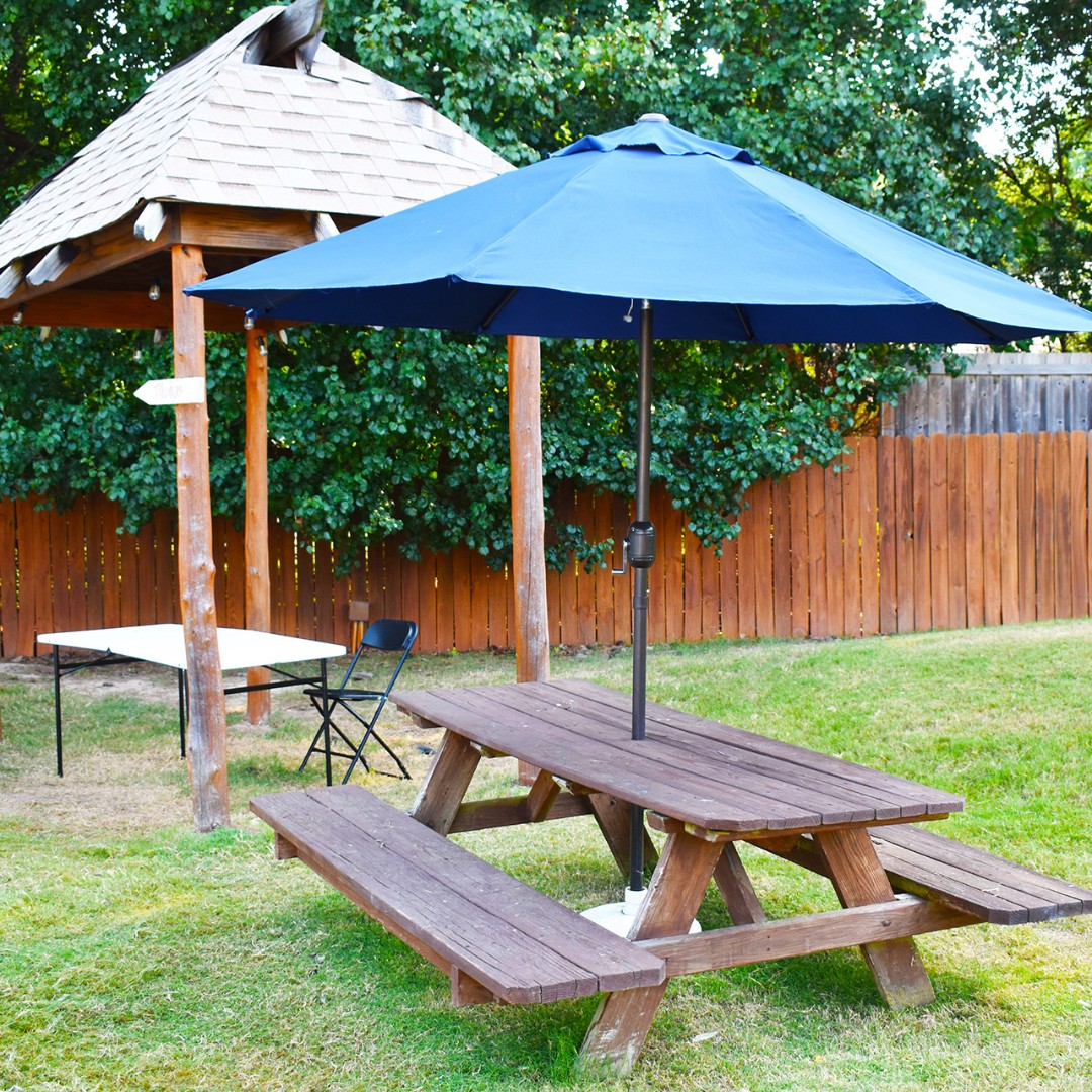 txkplex's tweet image. Interested in reserving a cabana for a poolside party this summer? 
Give us a call or email us to schedule your party.  

You can find more information about this on our website.

#party #poolside #texarkana #gym