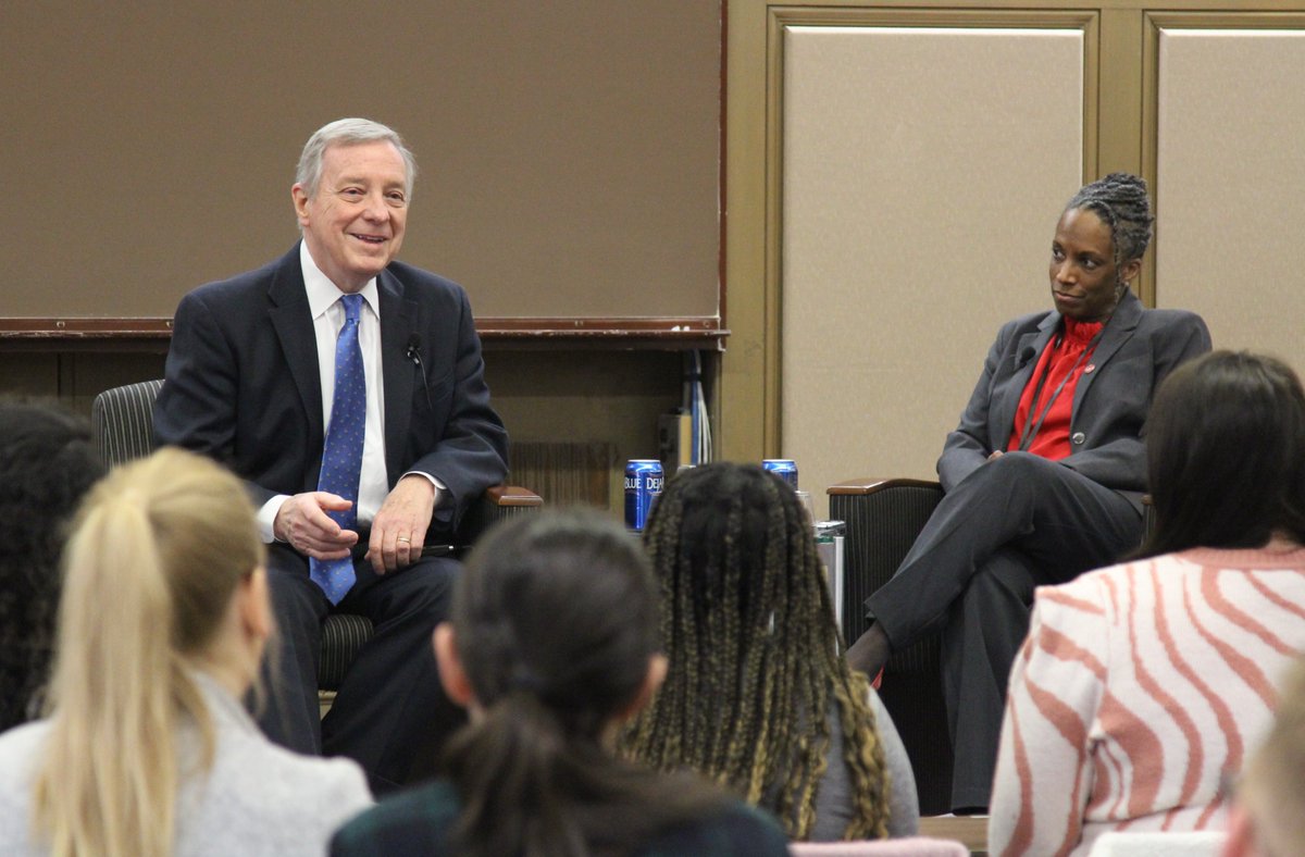 SenatorDurbin's tweet photo. After a historic week in Washington, I was glad to join the next generation of lawyers at @uiclaw today to discuss Judge Ketanji Brown Jackson’s nomination hearings and the work of @JudiciaryDems. https://t.co/s1R0xIcYxG
