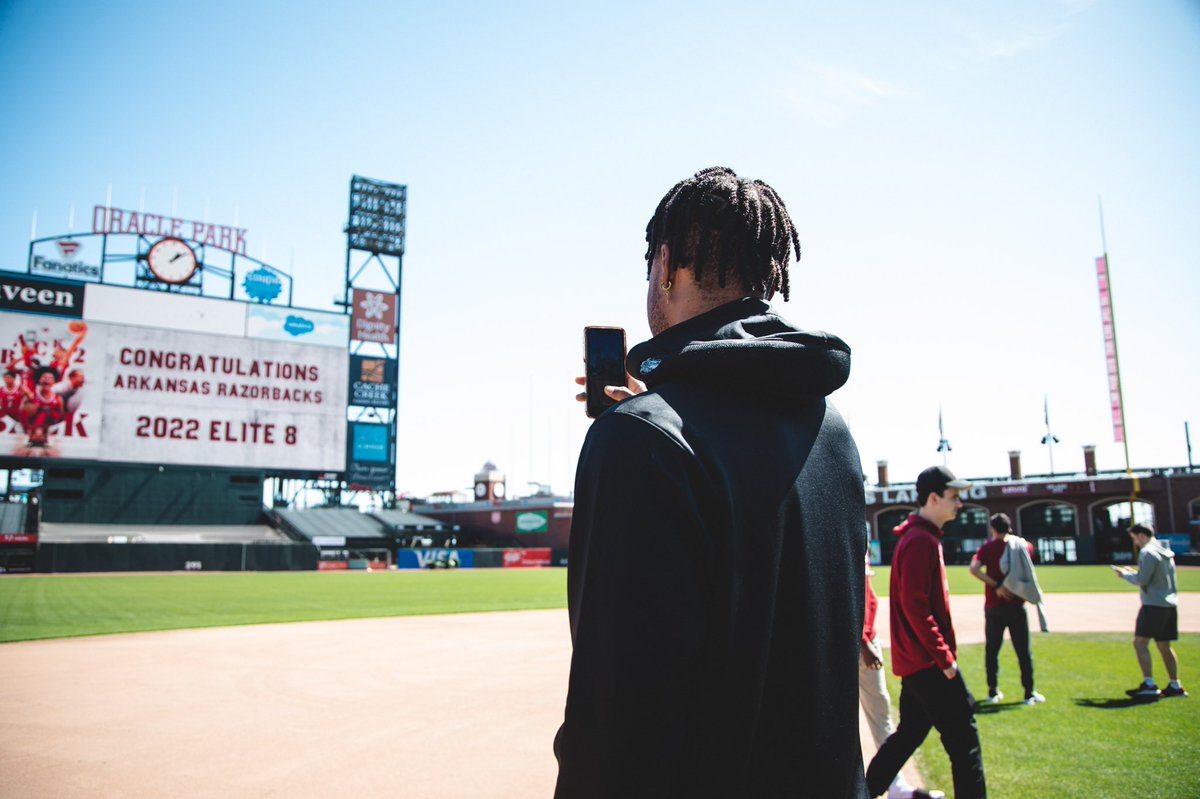 EricPMusselman's tweet photo. @jimrome Another great experience for our players to look around @OracleParkSF and see where the @SFGiants play #BayHogs https://t.co/5stvJq9t1y