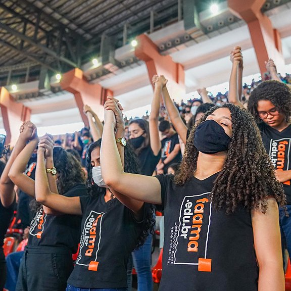faama_edu's tweet photo. "E havendo Deus terminado no dia sétimo a sua obra, descansou nesse dia de toda a sua obra que como criador havia feito." Gênesis 2:2

Feliz sábado 💛 https://t.co/we0k8RtEhA
