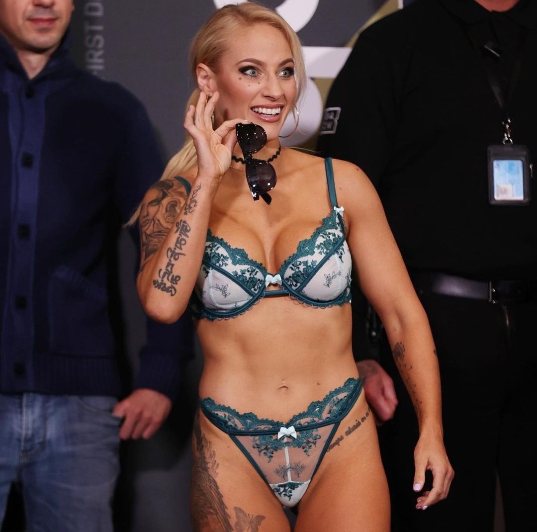 The always beautiful @EbanieBridges at the weigh-ins of her upcoming fight ...