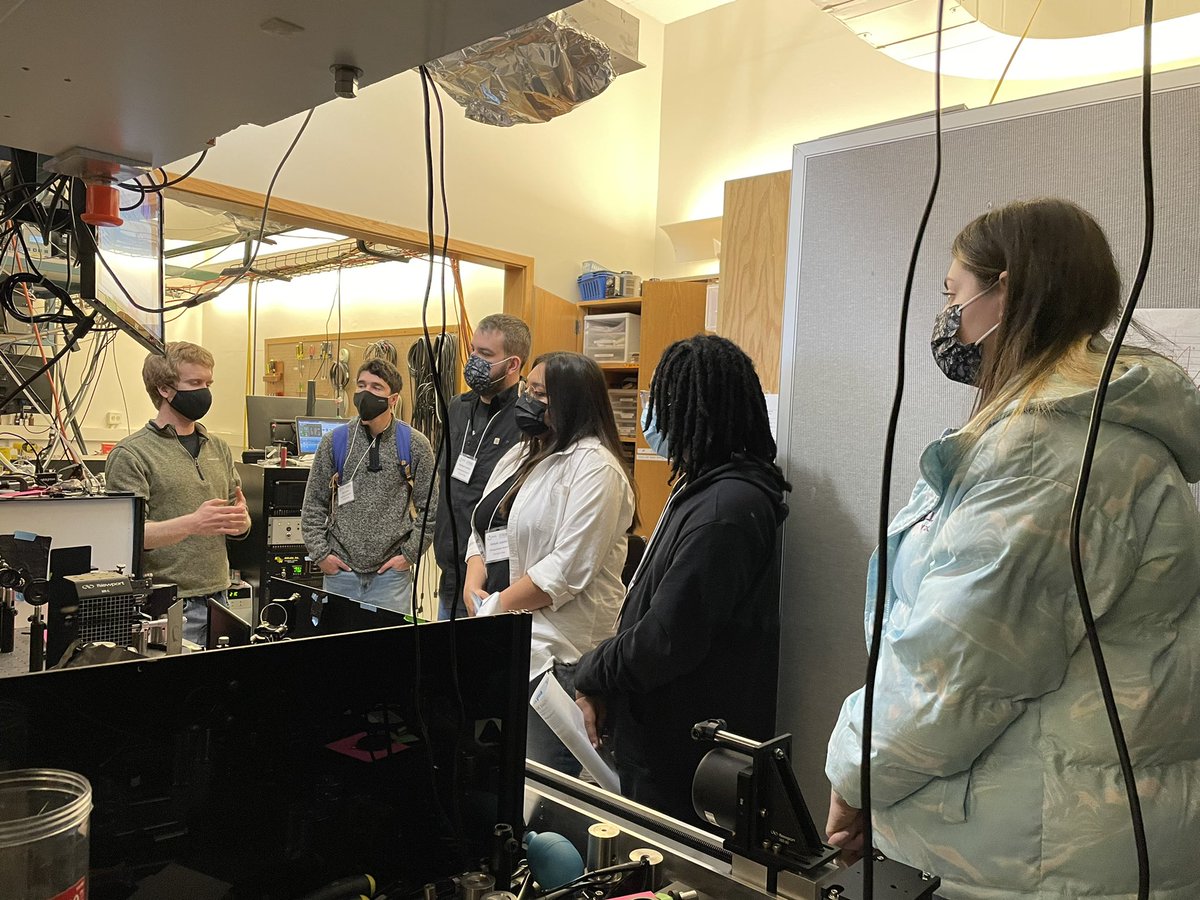 Visiting the Kapteyn-Murnane group STROBE labs during the <a href="/PEAQS2/">PEAQS_PREM</a> retreat <a href="/JILAscience/">JILA</a>!