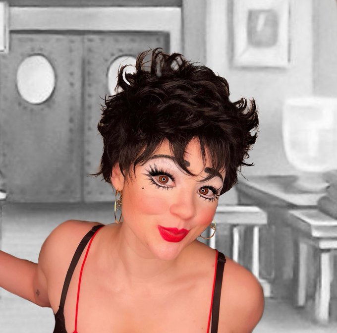 So far, we have had Liza Minelli, Rizzo, Ruby Wax, and Kris Jenner. #Dointhedont https://t.co/OI4aSg<a href="/tag/dointhedont"class="tags"><span>#dointhedont</span></a>