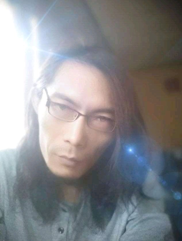 my profile picture.
This is me the way I am..