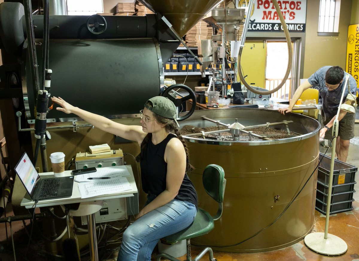 SunergosCoffee's tweet photo. Shout out to our Head Trainer, Kela! Here she is learning the ropes of roasting! Kela is always looking to ways to further her craft and understanding of all things coffee.
#Sunergos #SpecialtyCoffee #RealMVP #CoffeeRoasting #craftsmanship #quality https://t.co/HSkhcHnXMk