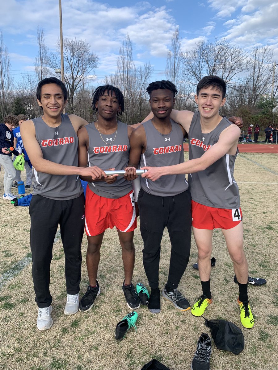 coachkholloway's tweet photo. 🚨 school record 🚨 boys 4x2 - let’s go! @ConradAthletics @conradrunners #DARNOC https://t.co/gEV78FgMLq