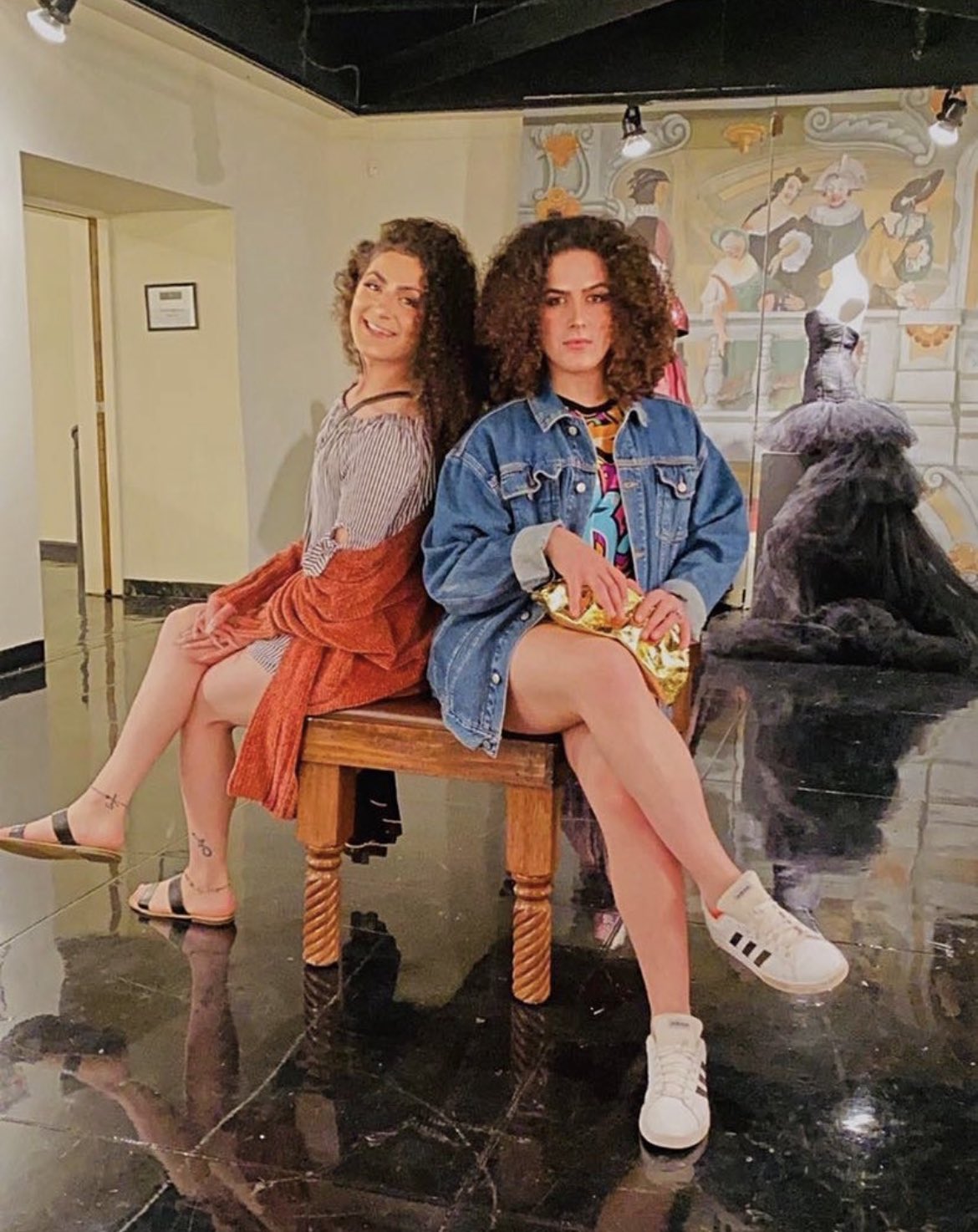 Stuck Up 🤞🏼💦 on Twitter: "Incase your wondering if I REALLY have a twin!!! @follow my twin y’all