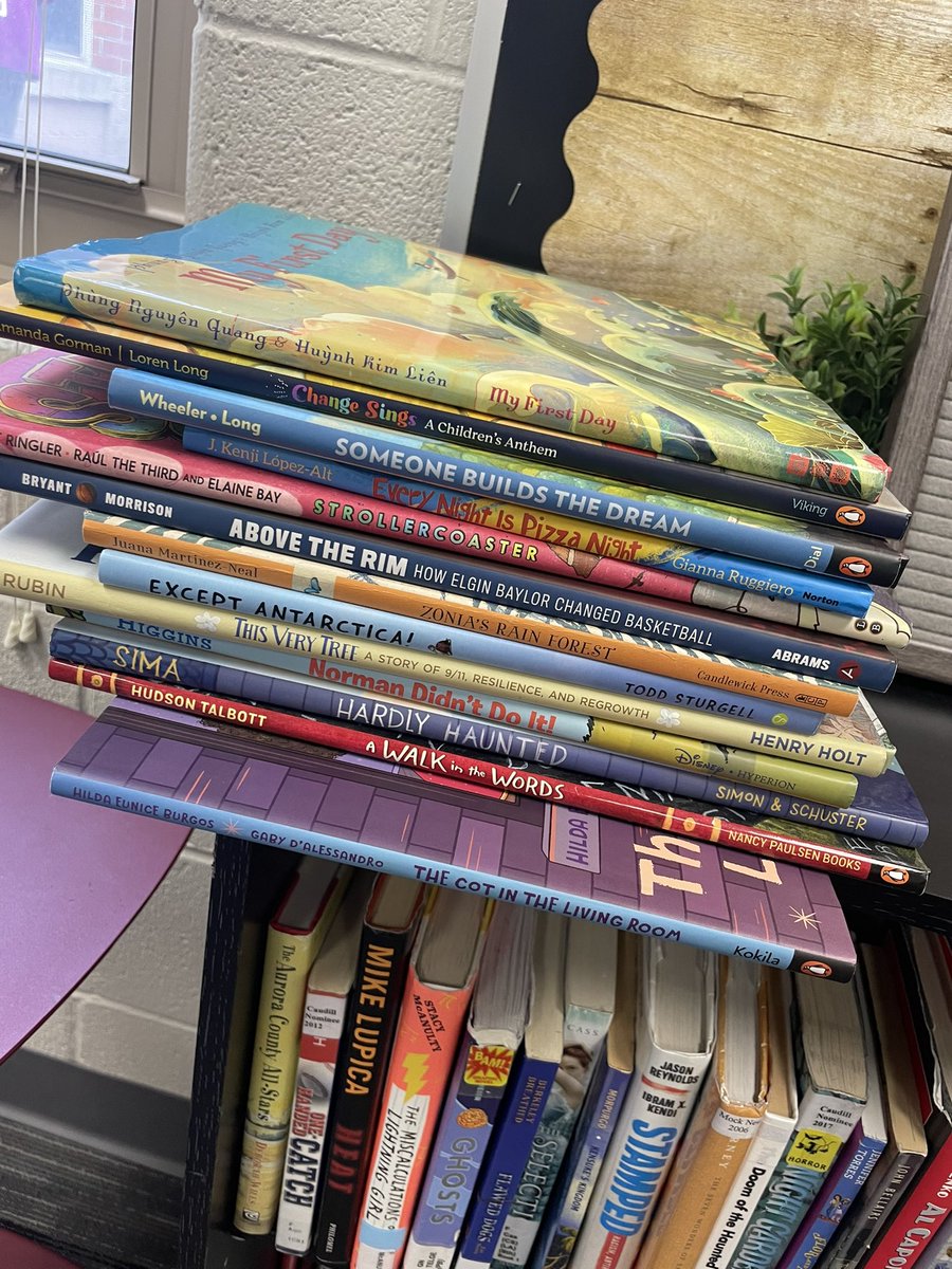 Ali__Lincoln's tweet photo. 🏀March Madness 🏀
Picture Book Edition 2022 ends with a bang! Throughout March we shared a picture book a day with our Ss- Brought great lessons and discussion! Today the top two battled and the winner is…Norman Didn’t Do It! But This Very Tree was a close second! #oqreading https://t.co/3UZuY6d3wu