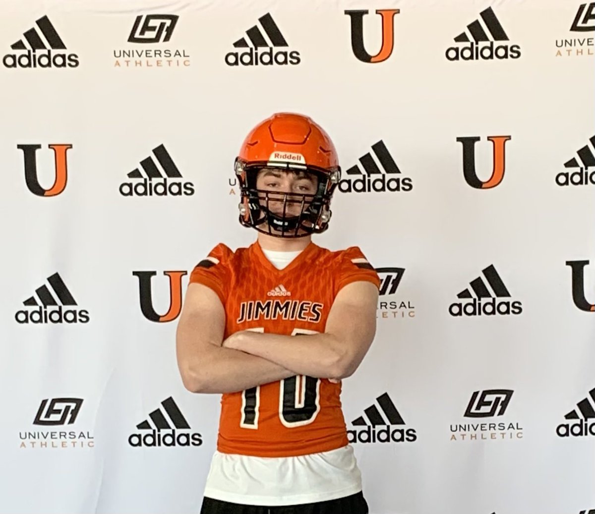 BarthKyan's tweet photo. Had a great junior day today in Jamestown. Thank you for the invite @Coach_Mistro, I enjoyed learning about @JimmieFootball. https://t.co/y2j84740Km