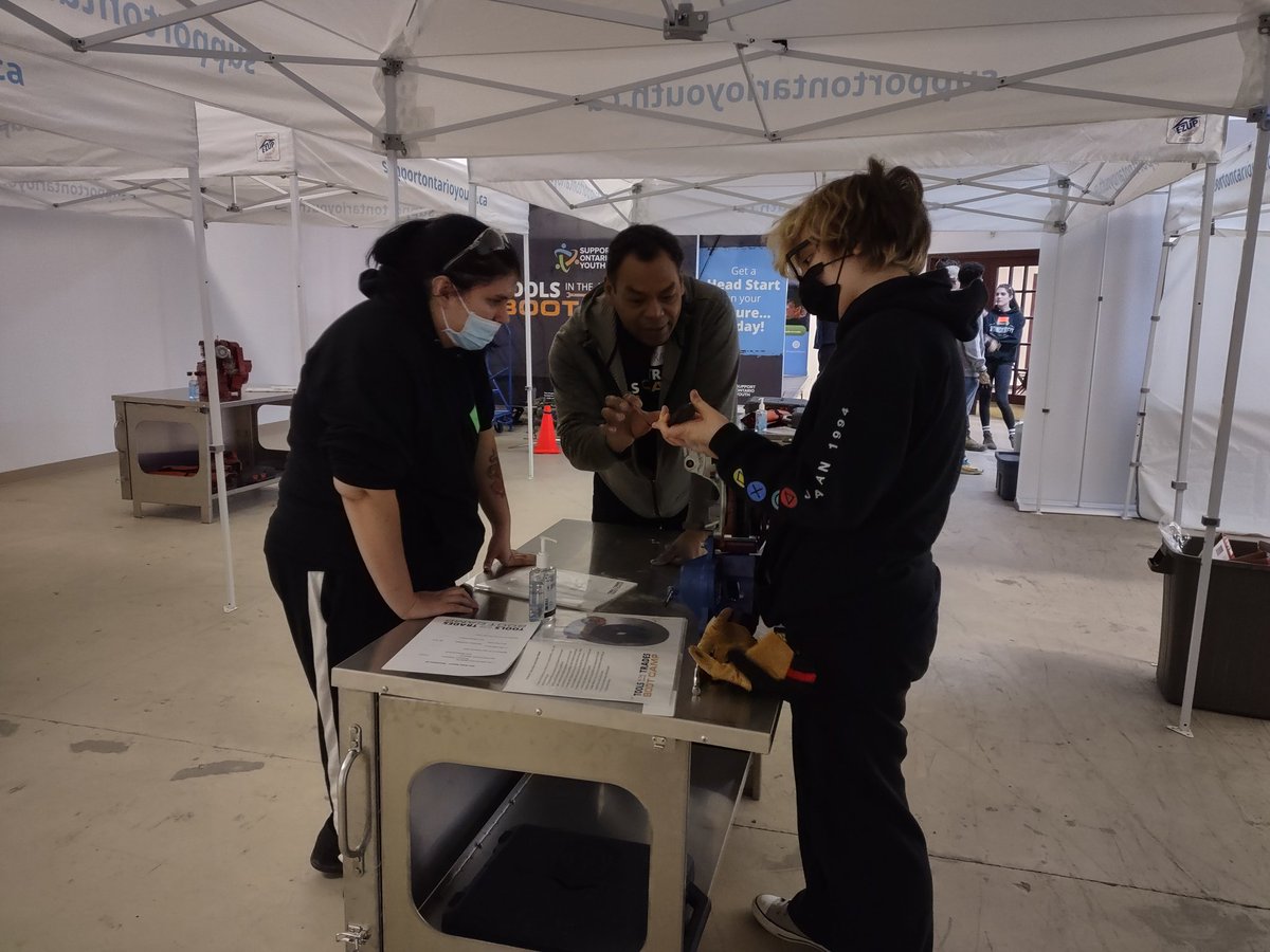 Andrea Birrell tweet media