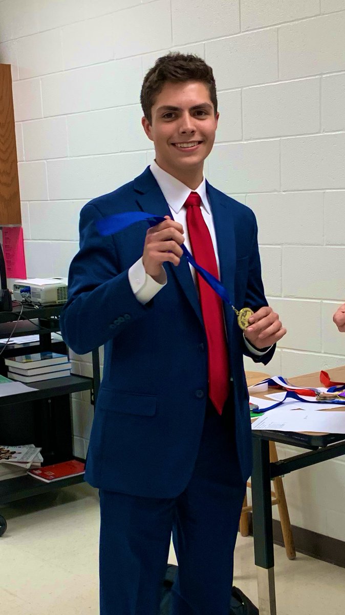 BHSELKUIL's tweet photo. Congrats to our debaters who placed 1st and 2nd today!! https://t.co/iX6lCaF6Rj