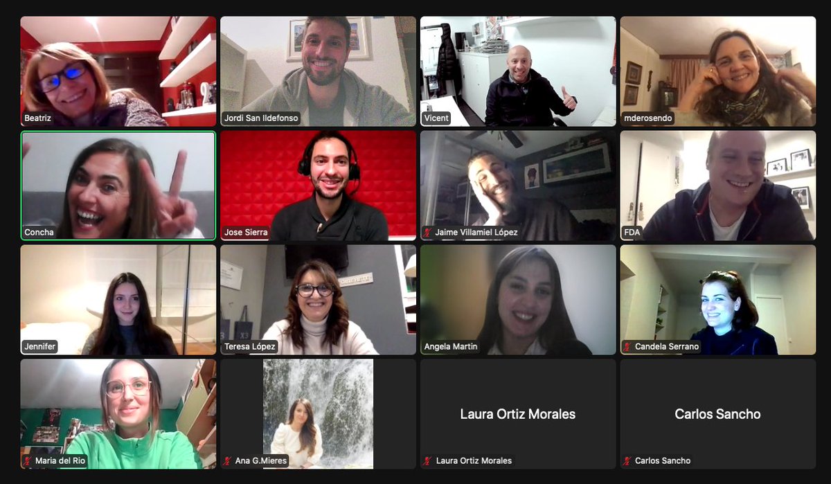 Un viernes hasta las 10 hablando de Twitter con el #equipo231 que el lunes estrenan su propia agencia de marketing en <a href="/aulaCM/">Aula CM - Escuela de Comunicación y Marketing</a> 

💪🚀