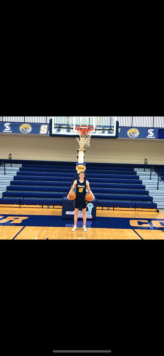 Ianblue14's tweet photo. After a great visit, i’m blessed to receive an offer from @CobrasMBB 

@moravianprepnat 
@Coach_Rick57 
@BigShotsGlobal 
@Phenom_Hoops 
@POBScout 
@UnderratedAthl_ https://t.co/aQgwuJQfPl