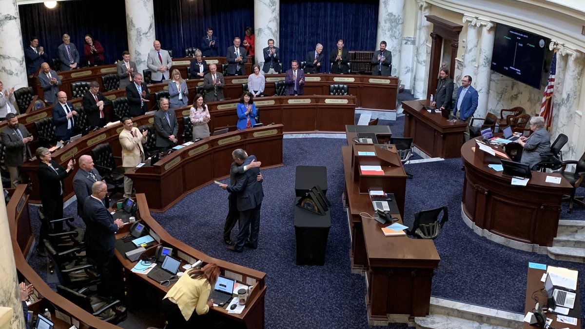 JessicaMegis's tweet photo. The House gifts Idaho flags to retiring representatives. These members are Representative Armstrong, Marshall, McCrostie, Toone, Gibbs, Youngblood, Troy, Wood, Kauffman, and Harris. https://t.co/rTe3ZoqQUE