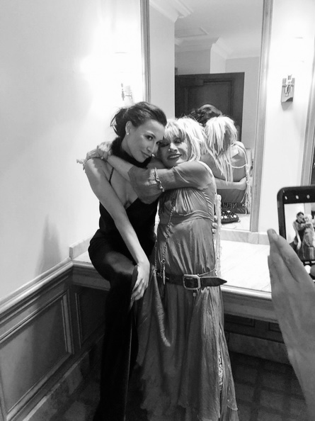 hourly naya rivera (@hourlyrivera) on Twitter photo 