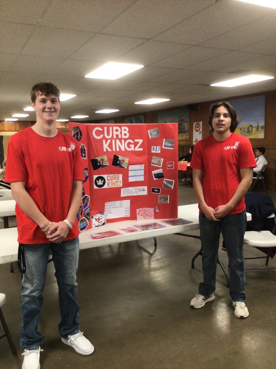 Shout out to <a href="/GCSJackrabbits/">Tribune Jackrabbits</a> for ANOTHER successful #YEC! The amount of community support for these young entrepreneurs amazes me more every year! Congratulations to all! <a href="/StartupCats/">K-State Entrepreneurship</a> <a href="/ecomm_ks/">E-Community Partnership</a> <a href="/ChristyHopkins9/">Christy Hopkins</a> <a href="/bhenry_ks/">Bailee Henry</a> <a href="/wKREDA1/">wKREDA</a> <a href="/goventuredash/">VentureDash</a>
