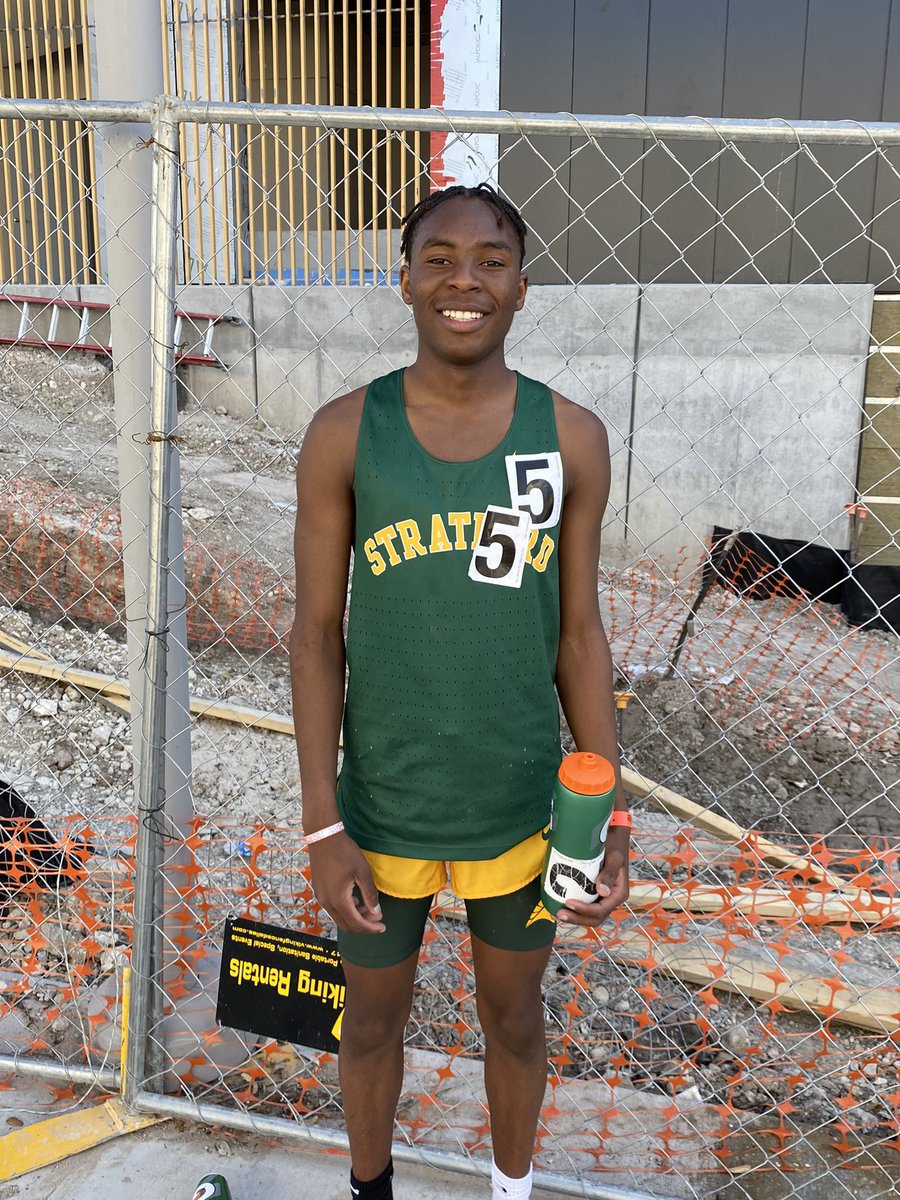 Siemers_XC_TF's tweet photo. @EmanuelGaldino7 just ran a 4:08 🔥🔥🔥 in the 1600m at the Texas Relays. 2nd fastest time in Texas, fastest time in 6A. Congratulations Emanuel! https://t.co/9jK9PRmaYH
