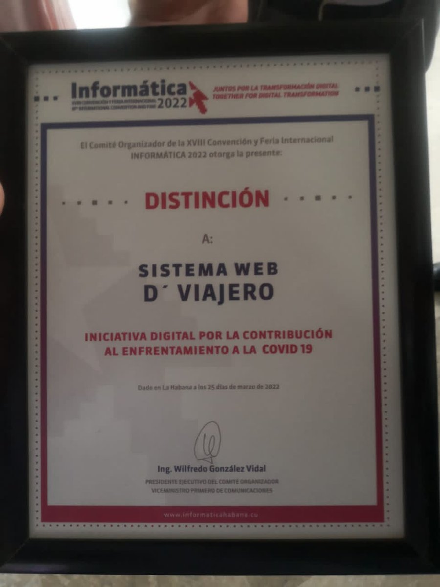IACCdeCuba's tweet photo. Felicidades👏 a los equipos de trabajo de las TIC de la @CACSAaviacion, el @IACCdeCuba y la empresa de tecnologías @DatysCuba por el reconocimiento en la Feria Internacional #Informatica2022 a la plataforma #DViajeros, un formulario digital para pasajeros q arriben a Cuba https://t.co/rU61SrLkFR