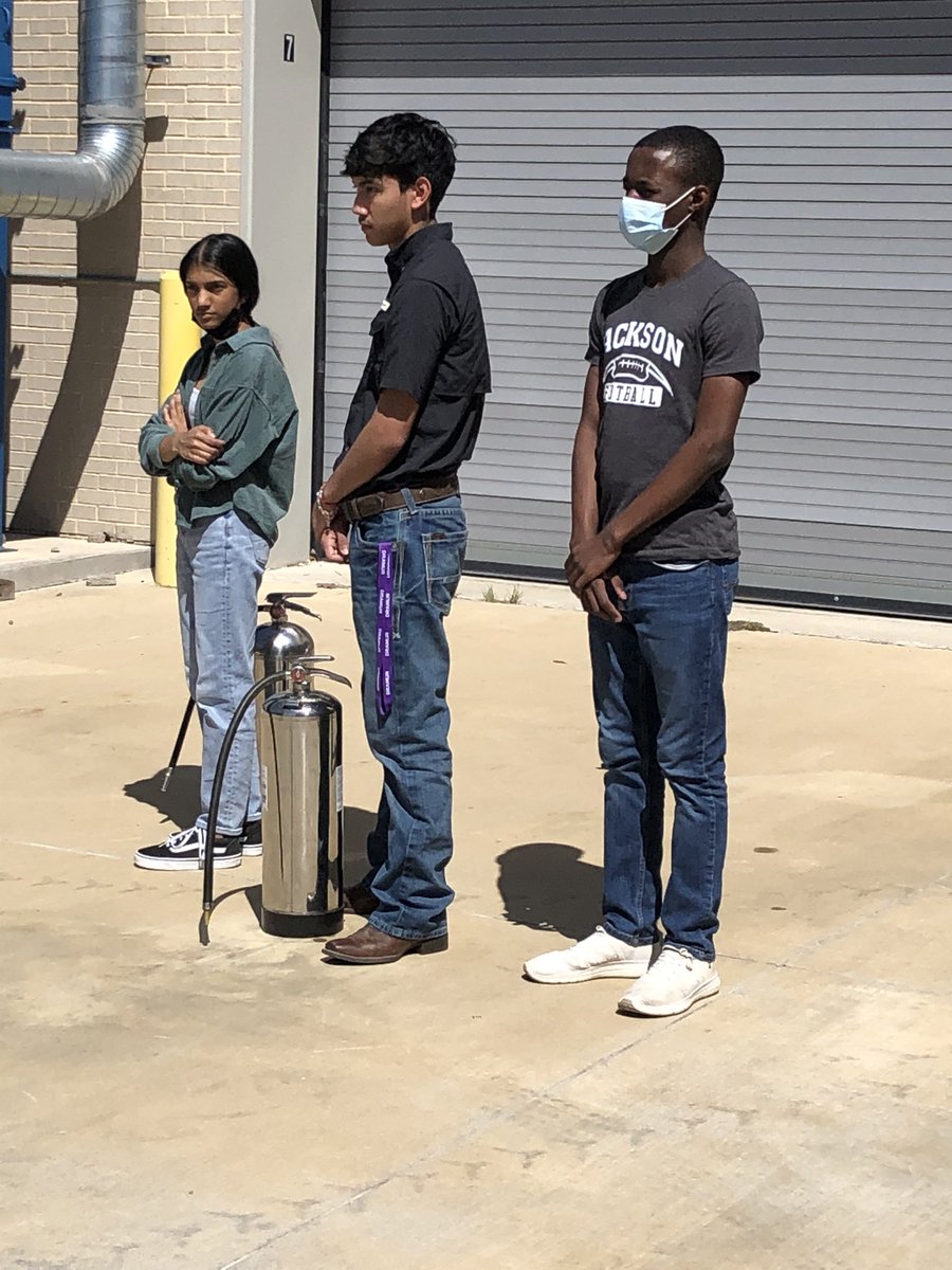 Jackson_Vikings's tweet photo. Viking Leadership Challenge Round 4 @GR_CTC !!! #jtcgobig #gisdeffect https://t.co/MfJsZmMaI2